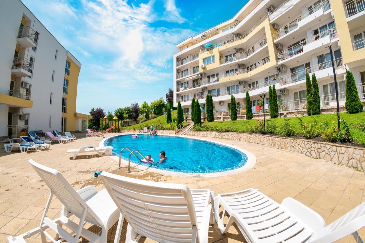 Imperial And Crown Fort Noks Grand Resort Sveti Vlas Exterior photo