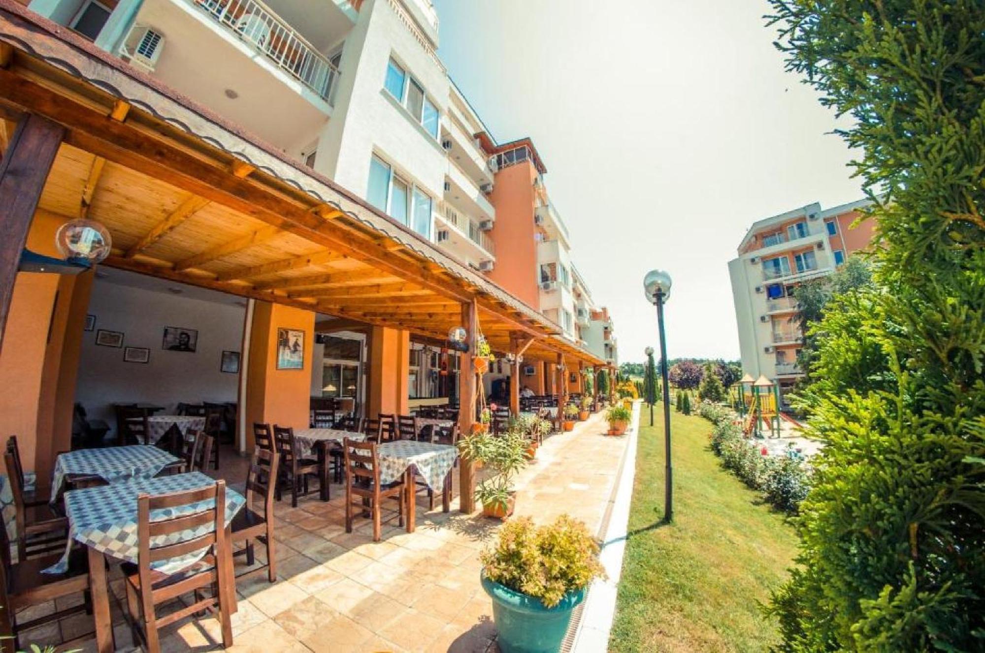 Imperial And Crown Fort Noks Grand Resort Sveti Vlas Exterior photo