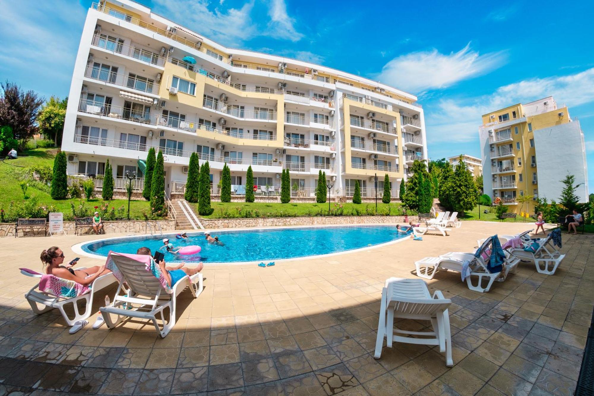 Imperial And Crown Fort Noks Grand Resort Sveti Vlas Exterior photo